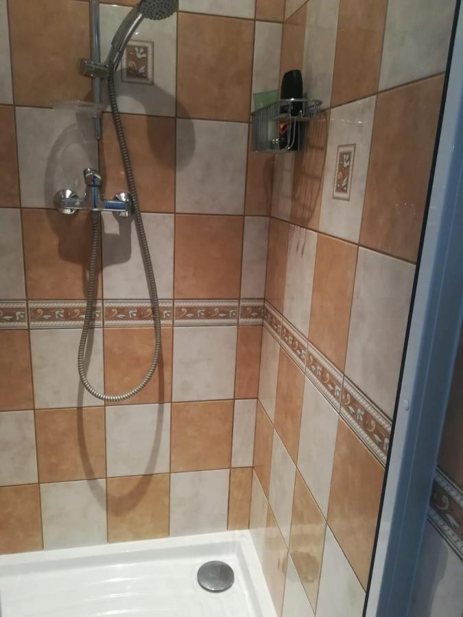 B&B Violet Karlsbad Exterior foto